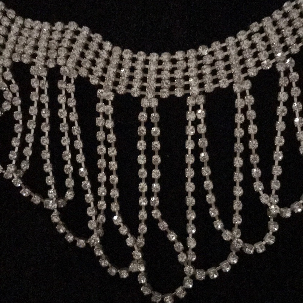 Diamond/Crystal Costume Necklace and Earrings - Picture 9 of 14